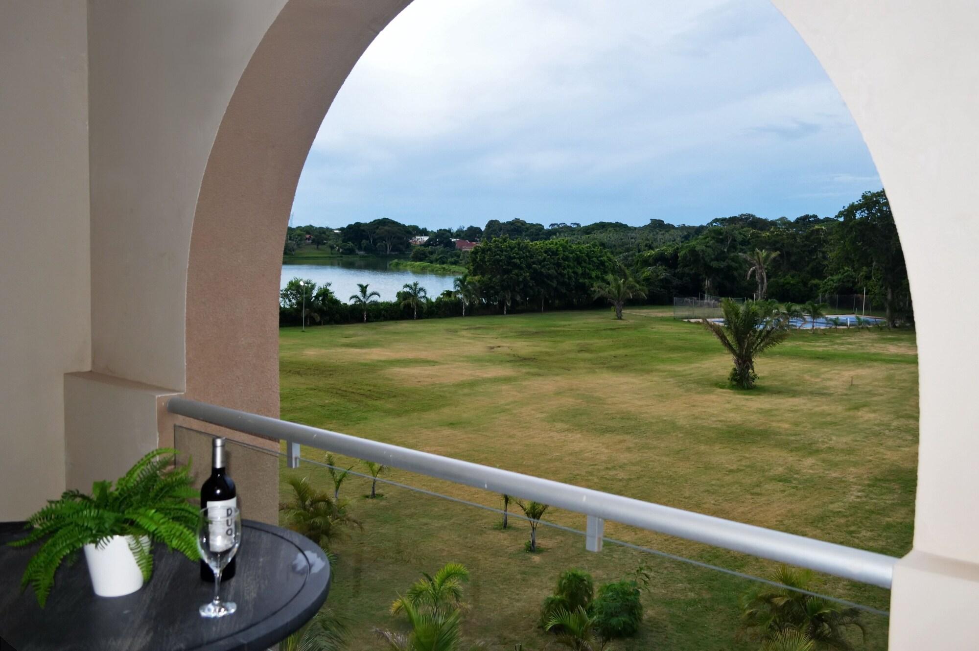 Sun Hotel Warnes Exterior photo