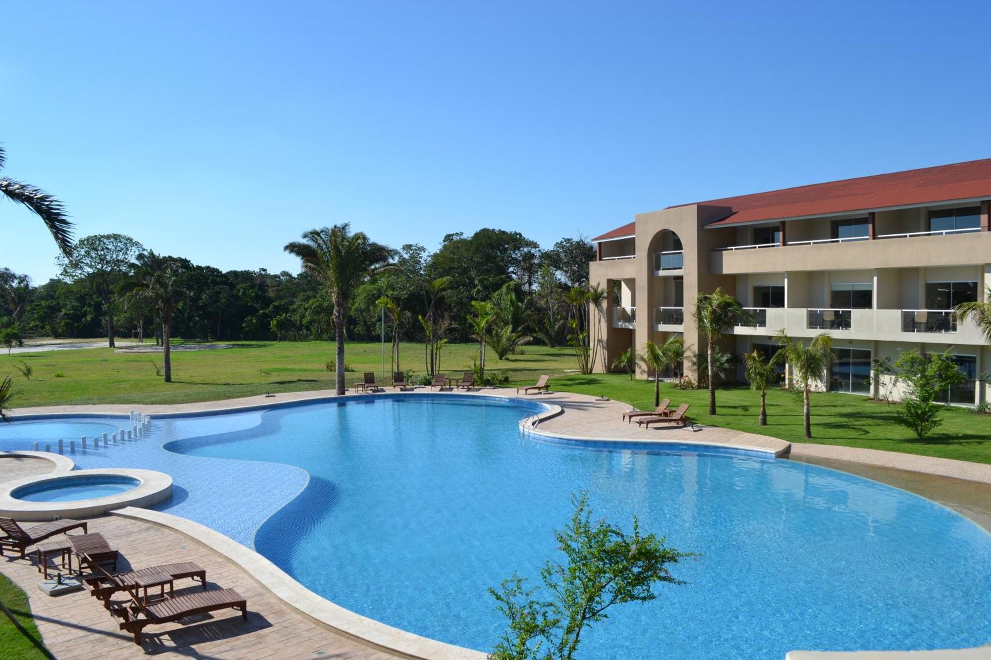 Sun Hotel Warnes Exterior photo